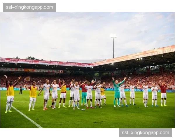 德国足球博物馆举办“德甲60年”特展,展出众多历史文物 德国足球博物馆举办“德甲60年”特展,展出众多历史文物