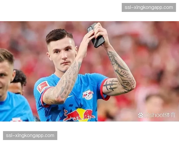 伤病报告：莱比锡前锋塞斯科恢复合练，有望进入大名单